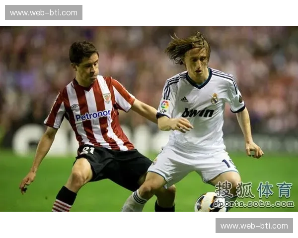 开云体育冬窗动态：引领足球转会风潮，见证新星崛起